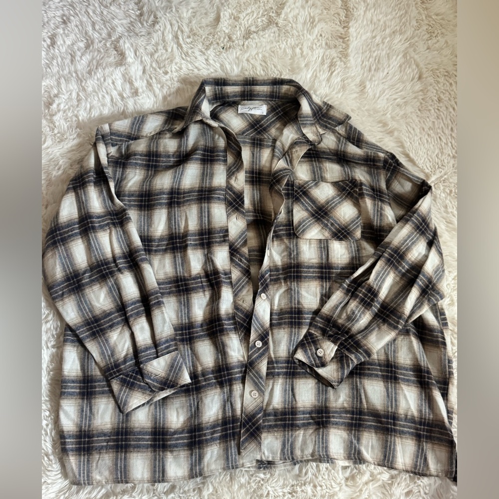 Carly Jean Los Angeles Plaid Button Down Shirt